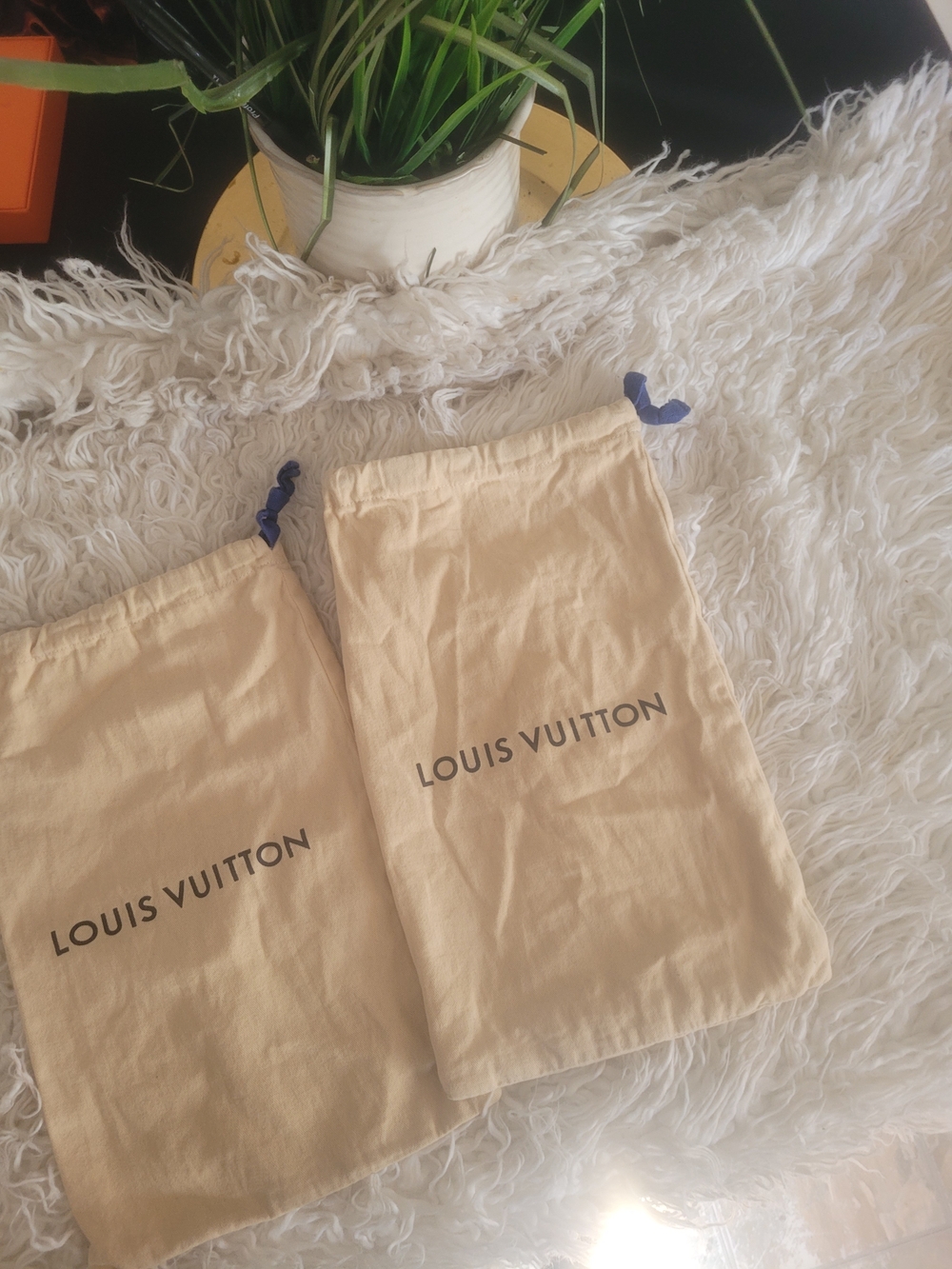 Louis Vuitton Drawstring Dust Bag Set - Beige